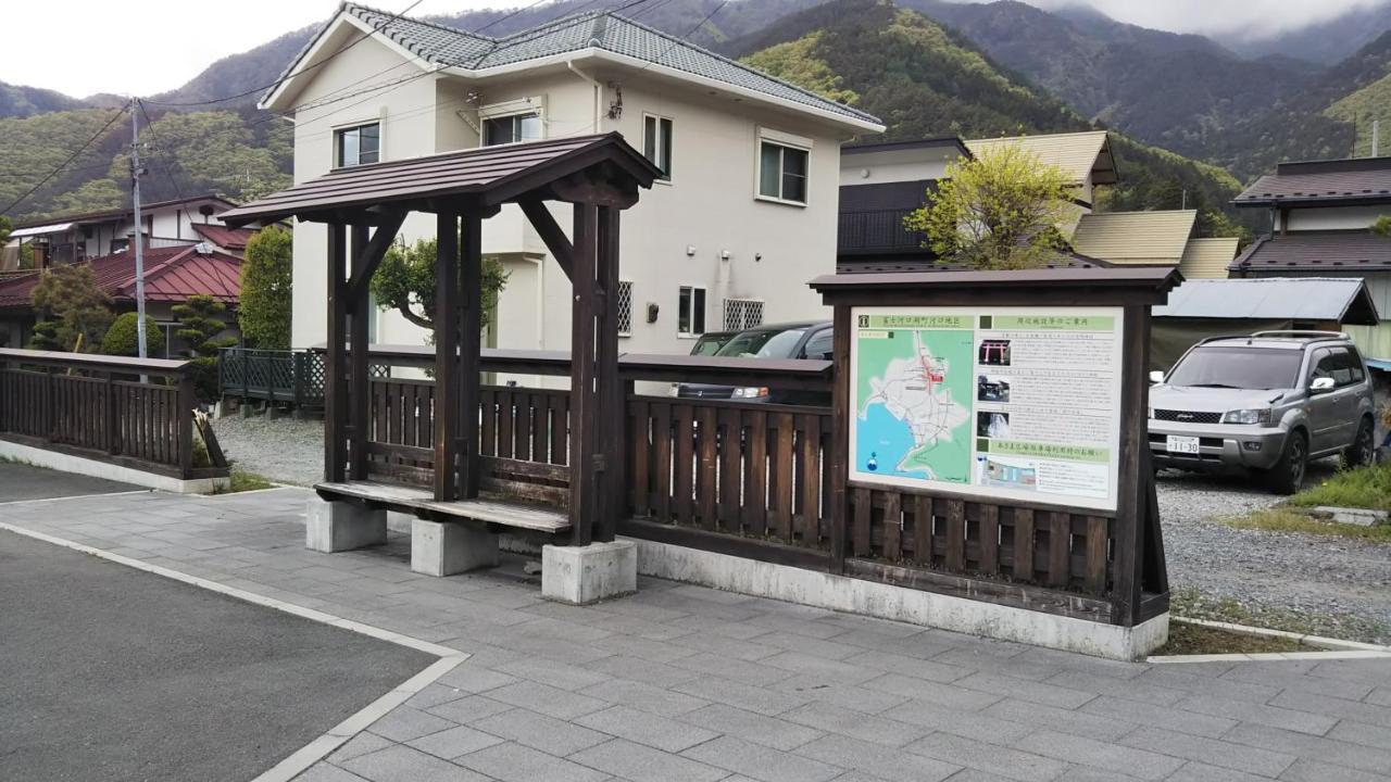 Gasthaus Umeya Annex Fujikawaguchiko Exterior foto